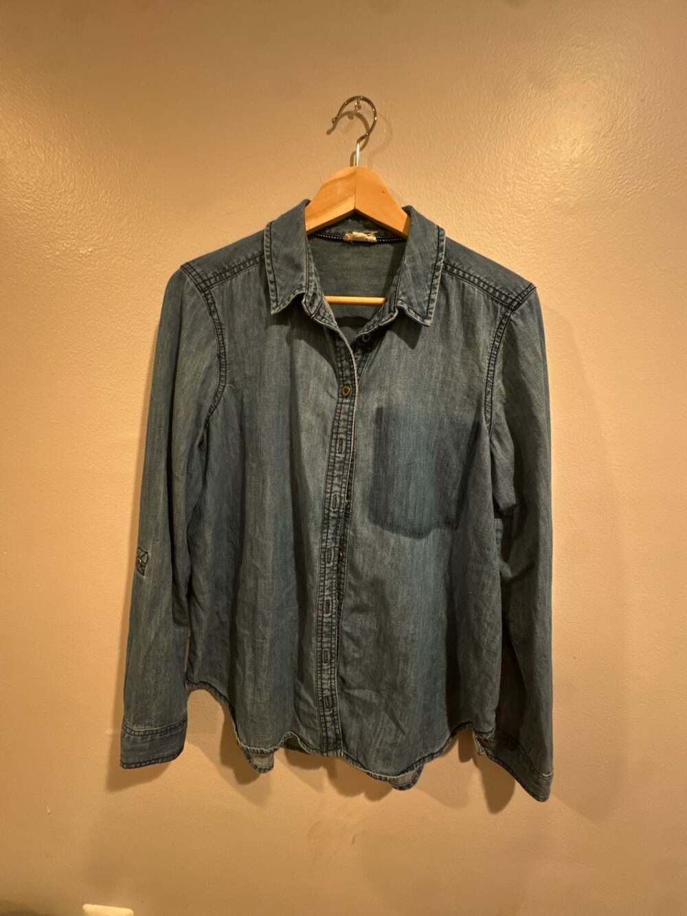 Pilcro Chambray Denim Button Up Shirt Size M Blue